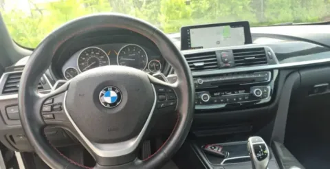 Another view of 2019 BMW 4 Series 430i xDrive for sale in Highland Park, IL at Gravity Autos Chicago