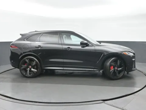 Photos of 2022 Jaguar F-PACE SVR for sale in Highland Park, IL at Gravity Autos Chicago