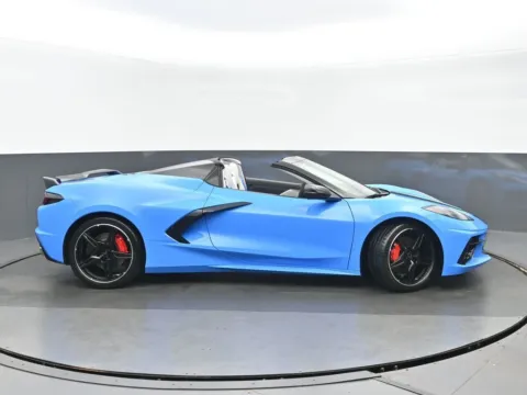 Photos of 2022 Chevrolet Corvette Stingray for sale in Highland Park, IL at Gravity Autos Chicago