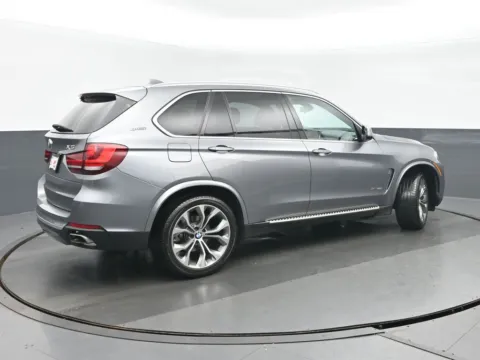 Another view of 2017 BMW X5 xDrive40e for sale in Highland Park, IL at Gravity Autos Chicago