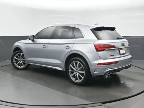 More photos of 2022 Audi SQ5 Premium Plus at Gravity Autos Chicago, IL