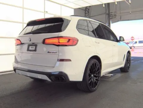 Photos of 2020 BMW X5 M50i for sale in Highland Park, IL at Gravity Autos Chicago