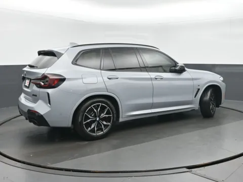 Another view of 2022 BMW X3 M40i for sale in Highland Park, IL at Gravity Autos Chicago