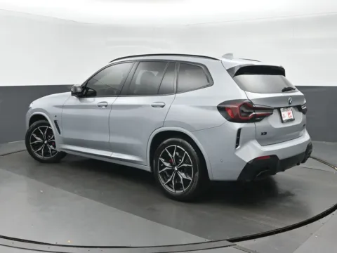 More photos of 2022 BMW X3 M40i at Gravity Autos Chicago, IL