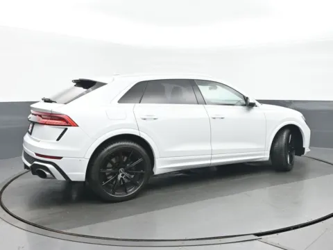 Another view of 2021 Audi RS Q8 4.0T for sale in Highland Park, IL at Gravity Autos Chicago