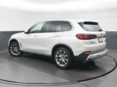 More photos of 2019 BMW X5 xDrive40i at Gravity Autos Chicago, IL