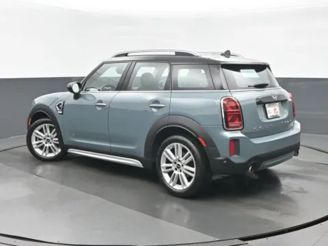 More photos of 2023 MINI Cooper S Countryman Signature at Gravity Autos Chicago, IL
