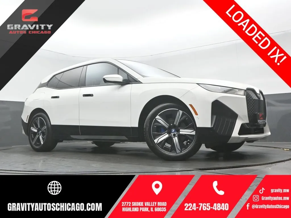 White 2024 BMW iX xDrive50 for sale in Highland Park, IL