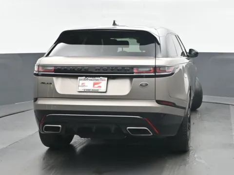 More photos of 2023 Land Rover Range Rover Velar R-Dynamic S MHEV at Gravity Autos Chicago, IL