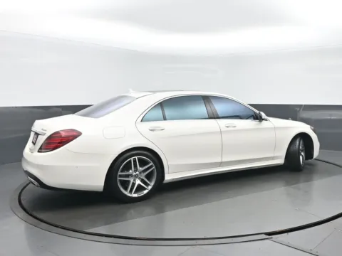 Another view of 2018 Mercedes-Benz S-Class S 560 for sale in Highland Park, IL at Gravity Autos Chicago