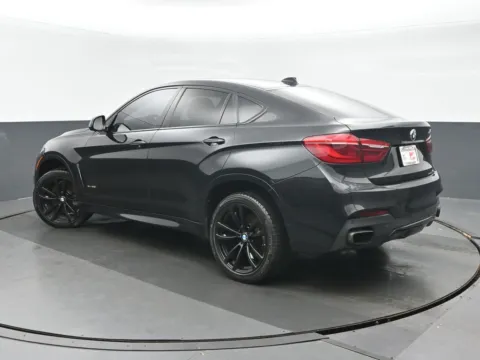 More photos of 2018 BMW X6 xDrive50i at Gravity Autos Chicago, IL