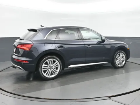 Another view of 2019 Audi Q5 2.0T Premium Plus for sale in Highland Park, IL at Gravity Autos Chicago
