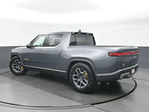 More photos of 2024 Rivian R1T Adventure at Gravity Autos Chicago, IL