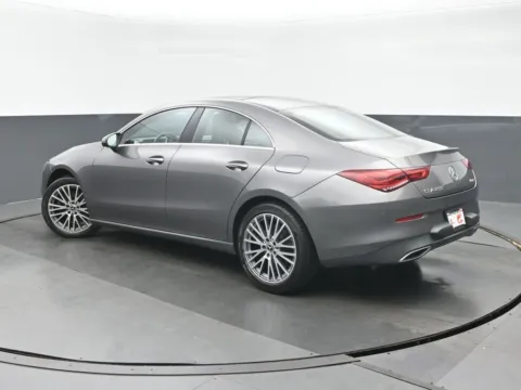 More photos of 2020 Mercedes-Benz CLA 250 at Gravity Autos Chicago, IL