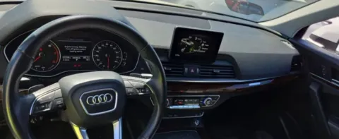 Another view of 2018 Audi Q5 2.0T Premium for sale in Highland Park, IL at Gravity Autos Chicago