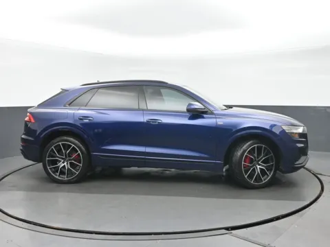 Photos of 2021 Audi Q8 55 Premium Plus for sale in Highland Park, IL at Gravity Autos Chicago