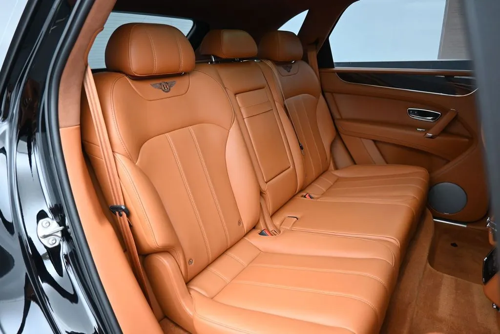 2019 Bentley Bentayga Base - Photo 25