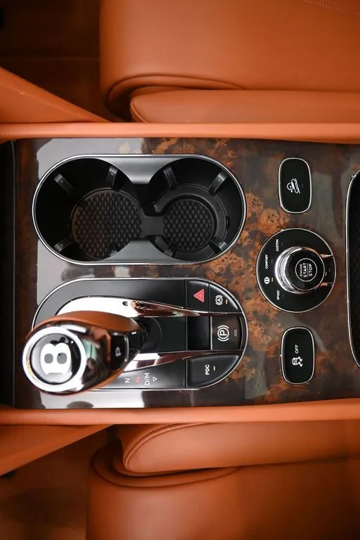 2019 Bentley Bentayga Base - Photo 18