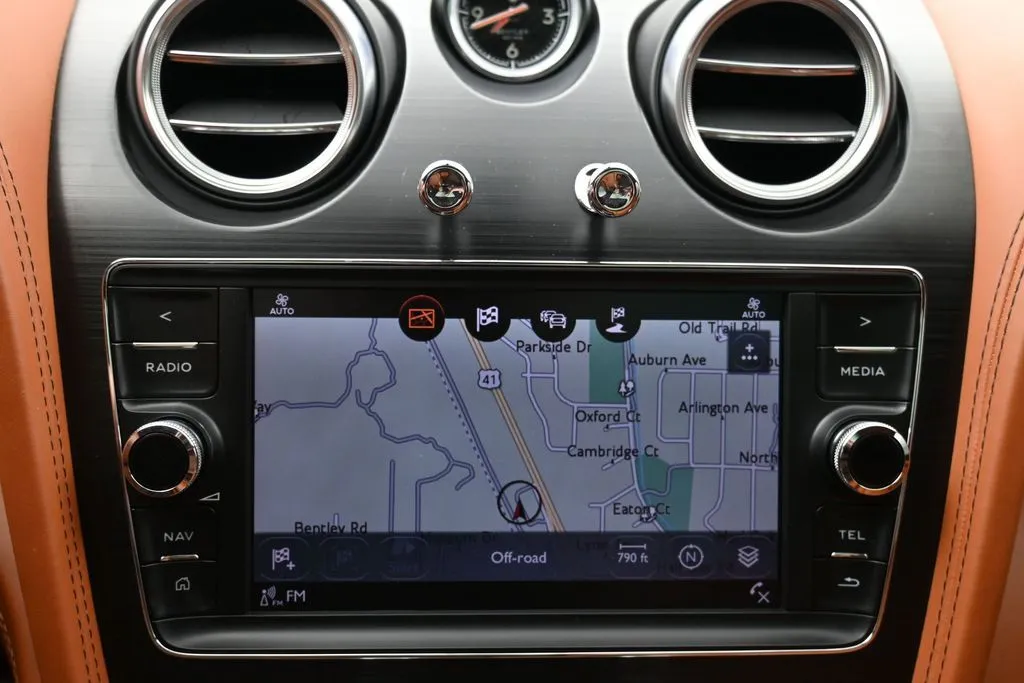 2019 Bentley Bentayga Base - Photo 14