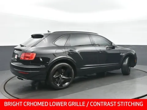 Another view of 2019 Bentley Bentayga V8 for sale in Highland Park, IL at Gravity Autos Chicago