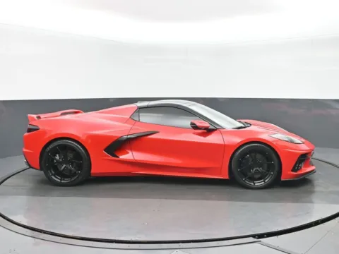 Photos of 2021 Chevrolet Corvette Stingray for sale in Highland Park, IL at Gravity Autos Chicago