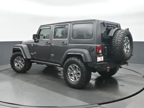 More photos of 2016 Jeep Wrangler Unlimited Rubicon at Gravity Autos Chicago, IL