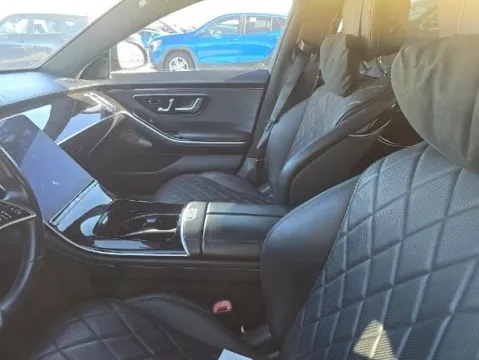More photos of 2021 Mercedes-Benz S-Class S 580 at Gravity Autos Chicago, IL