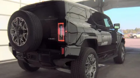 Photos of 2025 GMC Hummer EV SUV 3X for sale in Highland Park, IL at Gravity Autos Chicago