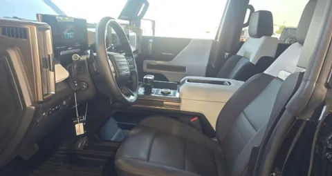 More photos of 2025 GMC Hummer EV SUV 3X at Gravity Autos Chicago, IL