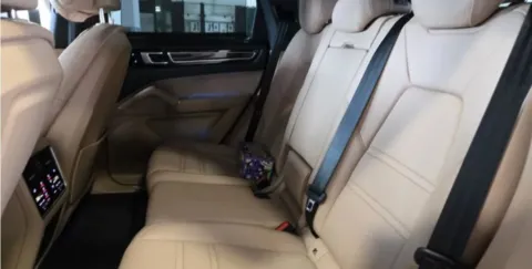 More photos of 2019 Porsche Cayenne S at Gravity Autos Chicago, IL