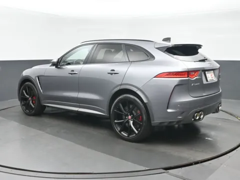 More photos of 2020 Jaguar F-PACE SVR at Gravity Autos Chicago, IL
