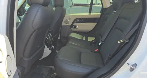 More photos of 2020 Land Rover Range Rover HSE at Gravity Autos Chicago, IL