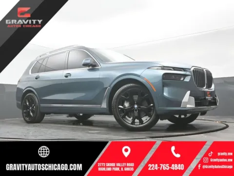 Blue 2023 BMW X7 xDrive40i for sale in Highland Park, IL