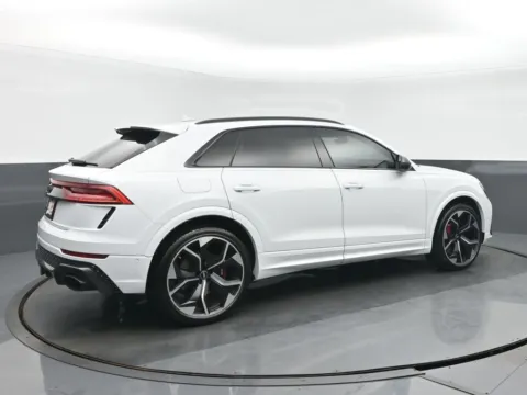 Another view of 2023 Audi RS Q8 4.0T for sale in Highland Park, IL at Gravity Autos Chicago