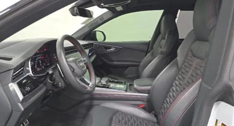 More photos of 2023 Audi RS Q8 4.0T at Gravity Autos Chicago, IL