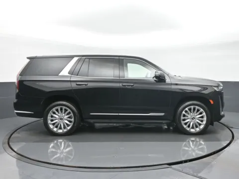 Photos of 2023 Cadillac Escalade Premium Luxury for sale in Highland Park, IL at Gravity Autos Chicago