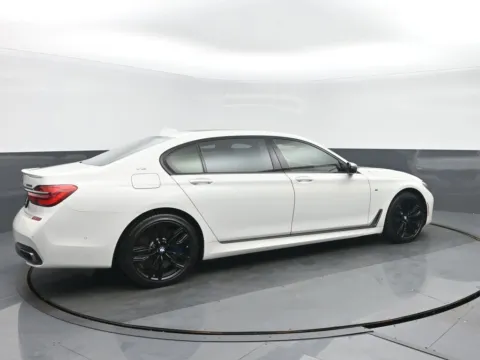 Another view of 2018 BMW 7 Series M760i for sale in Highland Park, IL at Gravity Autos Chicago