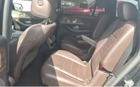 More photos of 2021 Mercedes-Benz GLS 450 at Gravity Autos Chicago, IL
