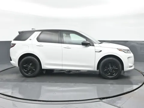 Photos of 2023 Land Rover Discovery Sport S R-Dynamic for sale in Highland Park, IL at Gravity Autos Chicago