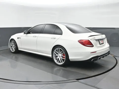 More photos of 2019 Mercedes-Benz E-Class E 63 S AMG at Gravity Autos Chicago, IL
