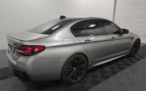 Photos of 2022 BMW M5 for sale in Highland Park, IL at Gravity Autos Chicago
