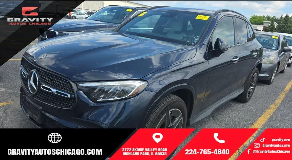 Unknown 2023 Mercedes-Benz GLC 300 for sale in Highland Park, IL