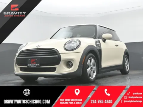 White 2020 MINI Cooper Classic for sale in Highland Park, IL