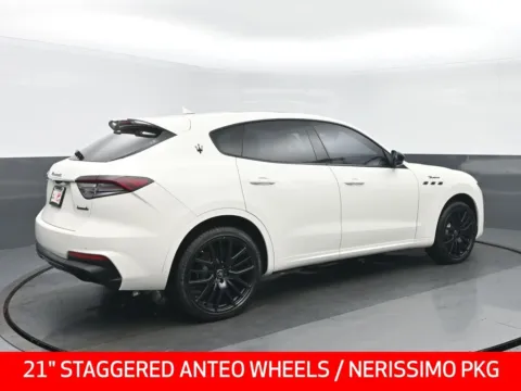 Another view of 2022 Maserati Levante Modena for sale in Highland Park, IL at Gravity Autos Chicago