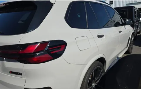 Photos of 2022 BMW X5 M50i for sale in Highland Park, IL at Gravity Autos Chicago