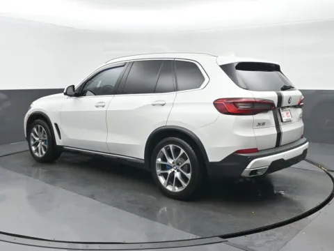 More photos of 2019 BMW X5 xDrive40i at Gravity Autos Chicago, IL