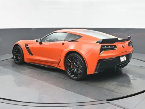 More photos of 2019 Chevrolet Corvette Z06 at Gravity Autos Chicago, IL