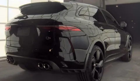 Photos of 2021 Jaguar F-PACE SVR for sale in Highland Park, IL at Gravity Autos Chicago