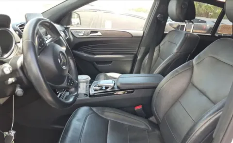 More photos of 2019 Mercedes-Benz GLE 43 AMG at Gravity Autos Chicago, IL