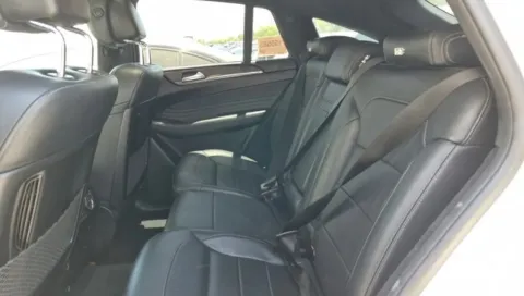 More photos of 2019 Mercedes-Benz GLE 43 AMG at Gravity Autos Chicago, IL